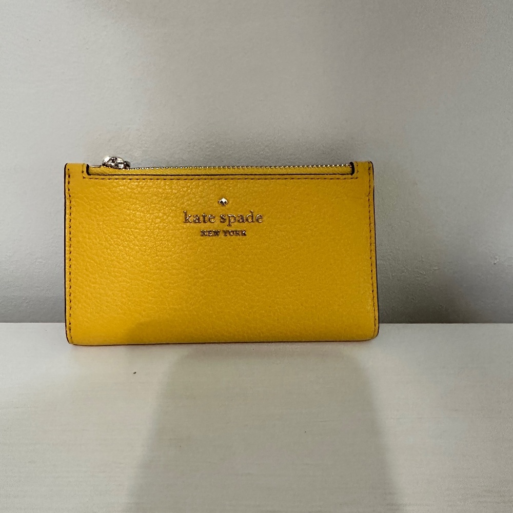 Kate Spade mini wallet